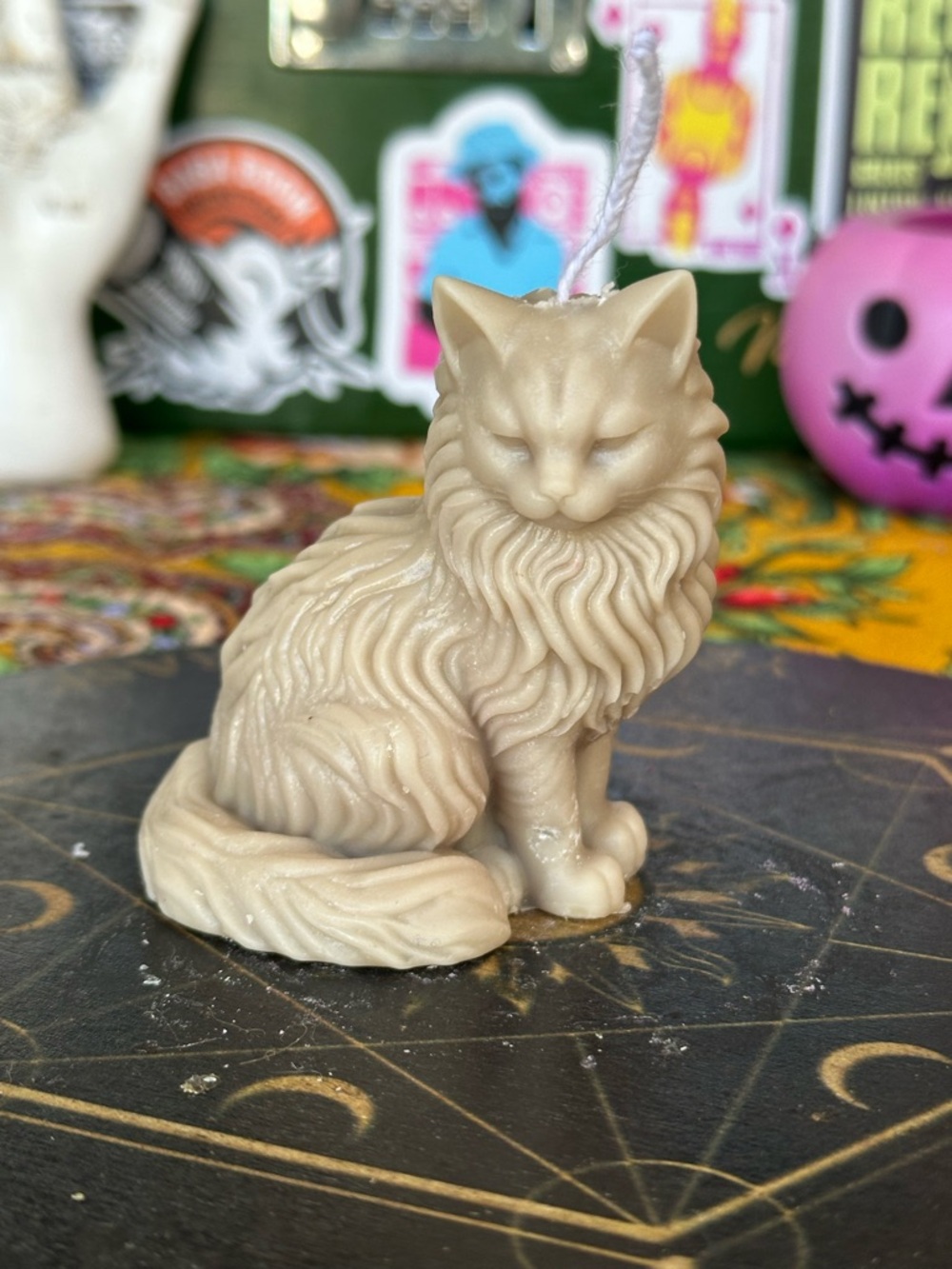 Silent Familiar Cat Candle – Bronze Edition